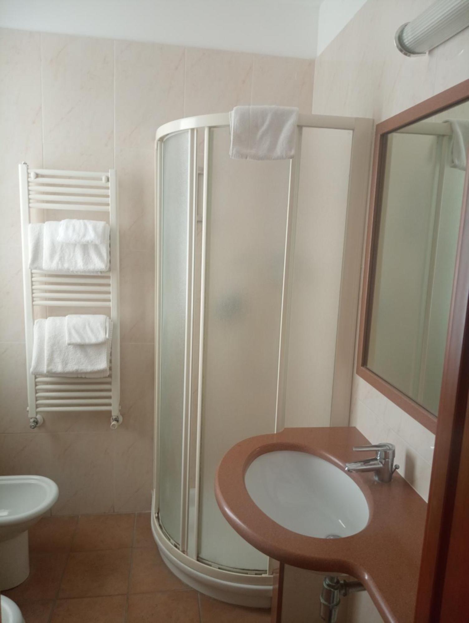 Hotel Beaurivage セニガッリア エクステリア 写真